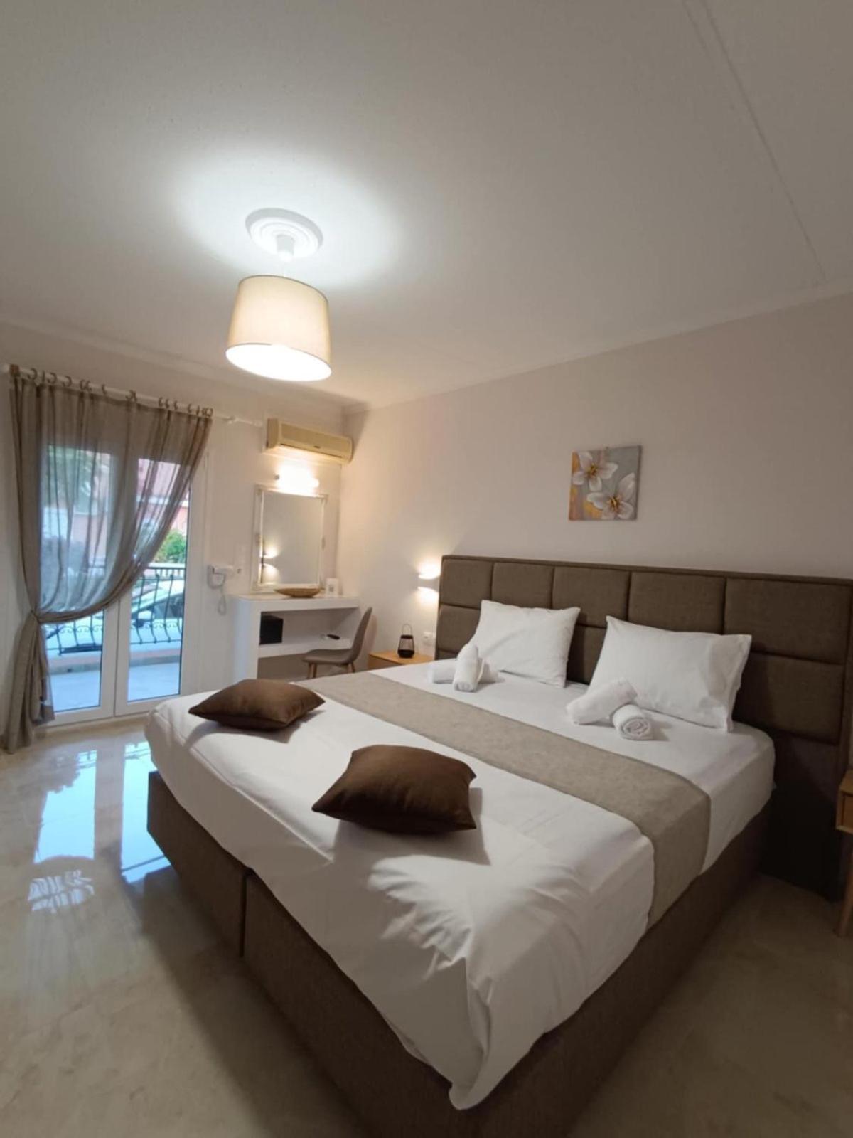 Roussa'S Apartments 拉加纳斯 外观 照片