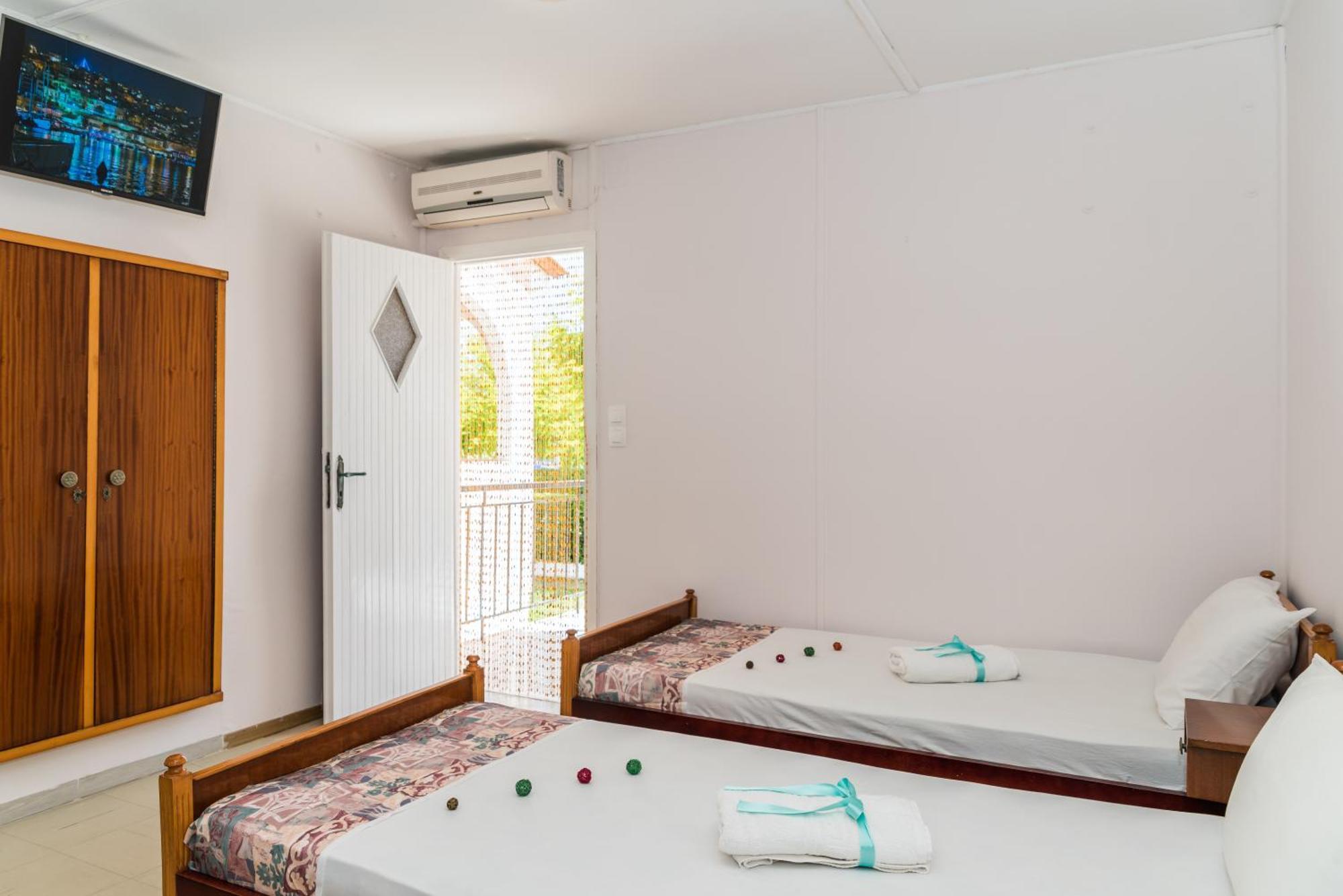 Roussa'S Apartments 拉加纳斯 外观 照片